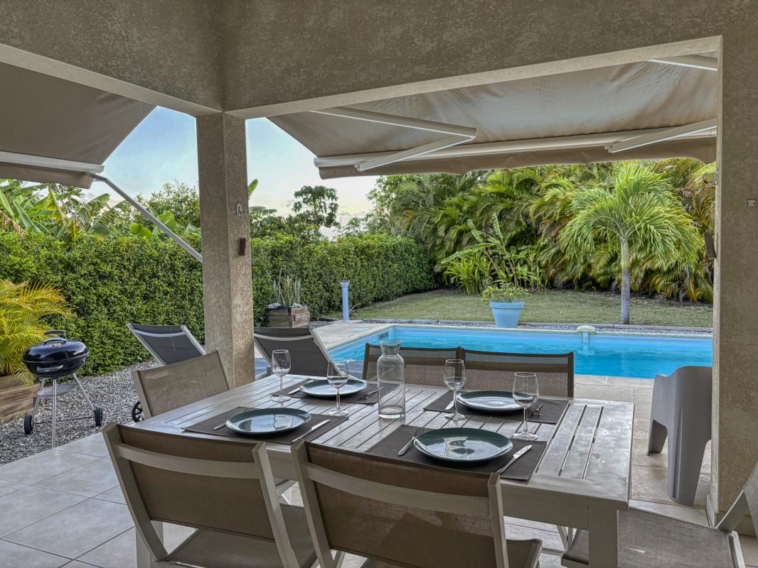 13.Location villa piscine Saint François Guadeloupe_Terrasse
